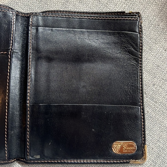 Vintage Gucci Brown Leather Wallet/Passport Case - Picture 8 of 8